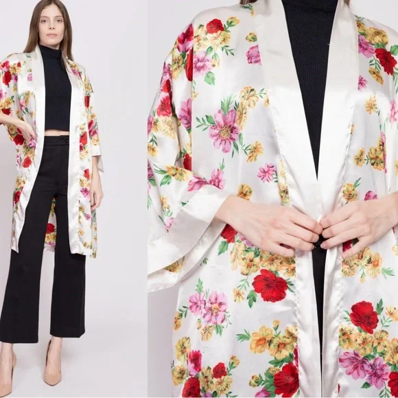 Victorias Secret Womens OSFM Robe Vintage Ivory Satin Floral Kimono Gold Label - Picture 4 of 10